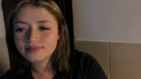 Snapshot of almma_ chatting on June 22, 2026, 8:28 pm ALMMA online show from June 22, 2026, 8:28 pm