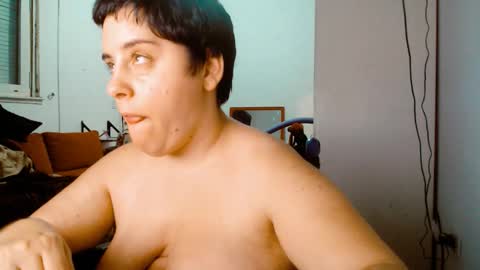 Almond online show from March 1, 2026, 3:30 am