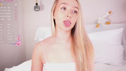 Lia online show from April 5, 2026, 1:14 am