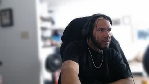 simplyfaded online show from July 17, 2026, 2:40 am