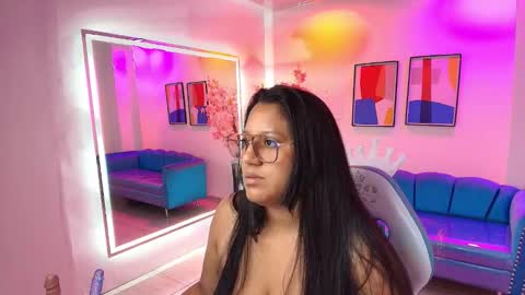 Snapshot of alondra_gomexxx chatting on November 11, 2025, 3:50 am Alondra online show from November 11, 2025, 3:50 am