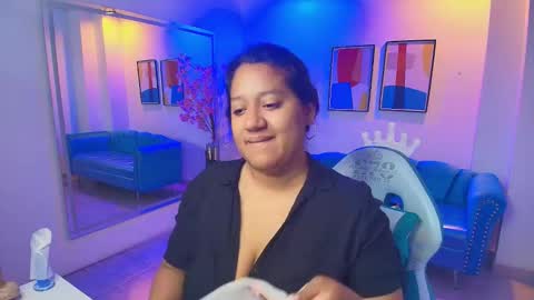 Snapshot of alondra_gomexxx chatting on November 28, 2025, 3:42 am Alondra online show from November 28, 2025, 3:42 am