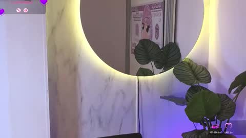 alondra_king online show from March 14, 2026, 6:08 am