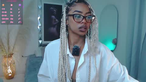 Alondra online show from May 6, 2026, 8:52 am