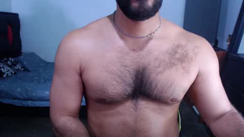 alonxoo online show from March 8, 2025, 3:39 am