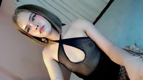 LEXY online show from February 13, 2025, 5:54 pm