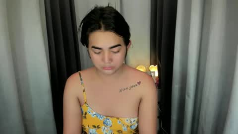 alovelydollnica online show from March 12, 2025, 4:51 am