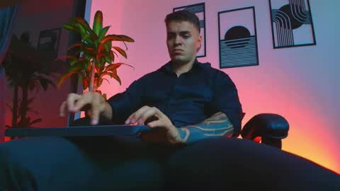 alpha_dominus_ online show from April 12, 2026, 3:55 am