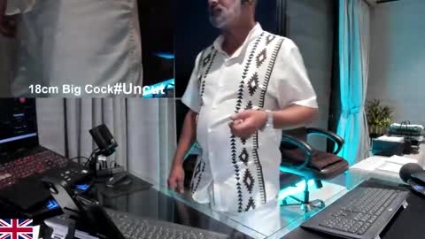 alpha_uk_boss online show from April 1, 2026, 1:41 pm
