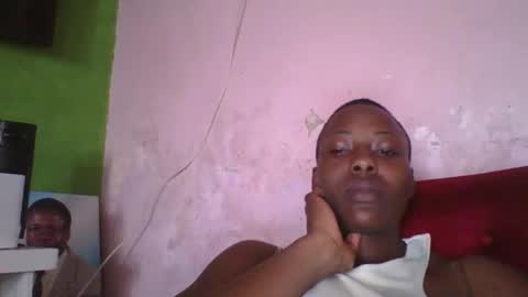 Snapshot of alphadede chatting on May 18, 2026, 10:43 am Alpha online show from May 18, 2026, 10:43 am