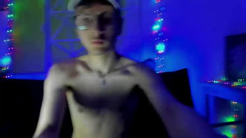 Dioniso online show from December 18, 2025, 8:04 pm