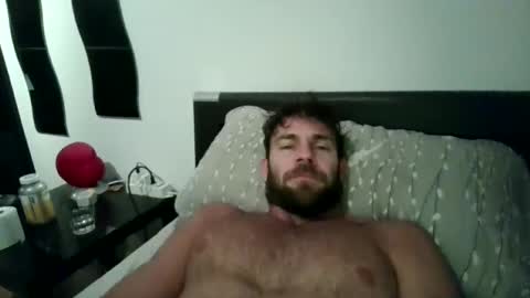 alphah_hunk online show from October 4, 2025, 8:40 pm