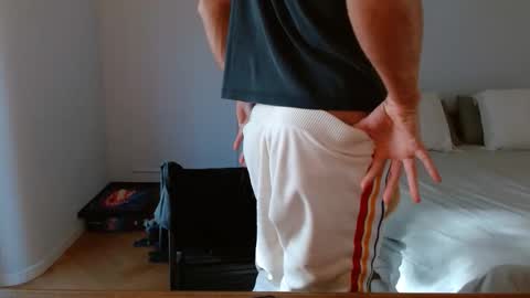 alphahung23 online show from October 8, 2025, 8:23 am