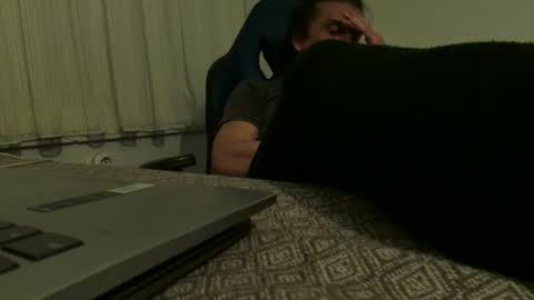 AlphAndre online show from April 18, 2026, 6:01 pm