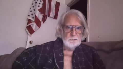 AlphaUniform online show from April 15, 2026, 1:51 pm