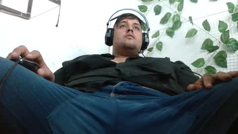 Jhosep online show from November 8, 2025, 1:33 pm