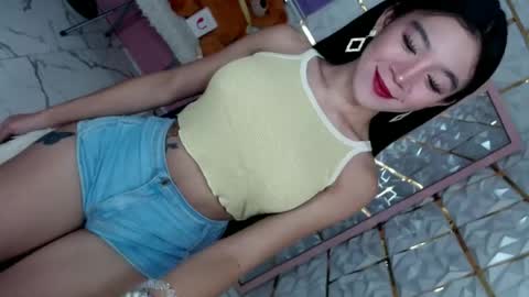 Chloe- DONT FORGET TO FOLLOW MElets getting to know each other and make some love and fun online show from June 21, 2026, 12:02 am