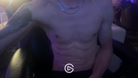 Snapshot of aluinn chatting on June 1, 2026, 2:24 am aluinn online show from June 1, 2026, 2:24 am