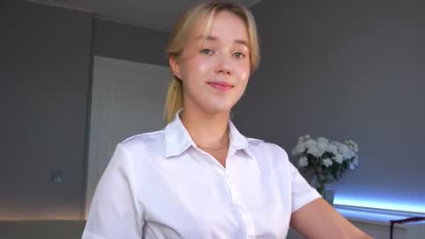 Amelia NEXT STREAM  online show from October 10, 2025, 1:54 pm