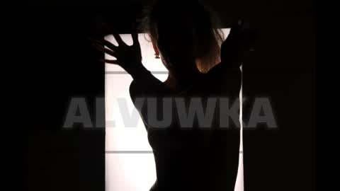 Alvuwka online show from September 21, 2025, 7:43 am