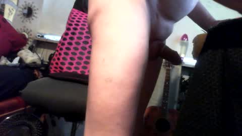 Snapshot of alwaysniceguy2 chatting on July 25, 2026, 3:37 am HoneyMelonGuy online show from July 25, 2026, 3:37 am