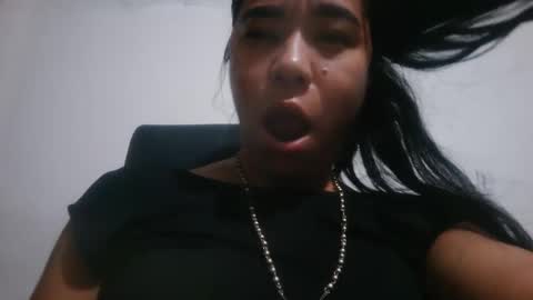 analia online show from October 11, 2025, 4:33 am