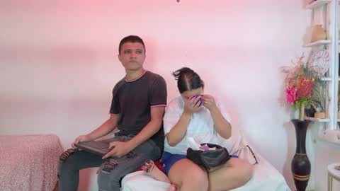 Snapshot of aly_n_sebas chatting on July 24, 2026, 3:04 am aly_n_sebas online show from July 24, 2026, 3:04 am