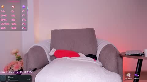 Aly Instg oficial alyjones  Lush and Domi love toys are on online show from January 31, 2026, 8:07 pm