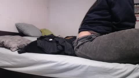 Alyn Maria online show from September 9, 2025, 2:55 am