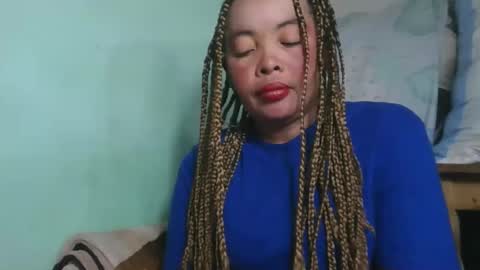 alypierette online show from February 6, 2026, 6:18 am