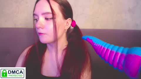 Alyssa online show from December 16, 2025, 7:35 am