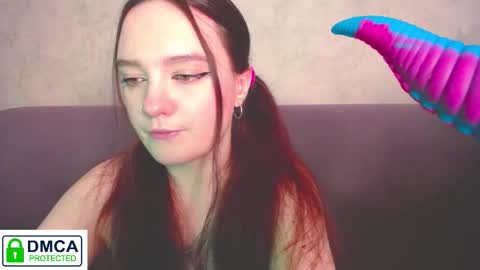 Alyssa online show from December 23, 2025, 9:40 am