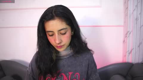 alyssa_joness online show from June 16, 2026, 4:26 am