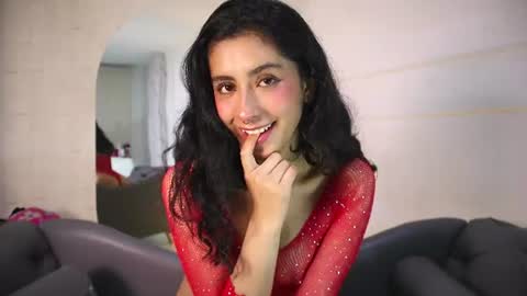 alyssa_joness online show from June 19, 2026, 3:55 am
