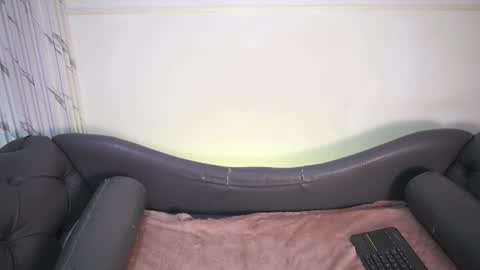 alyssa_joness online show from June 23, 2026, 4:32 am