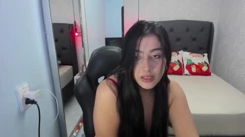  ALYSSA   online show from December 15, 2025, 12:31 pm