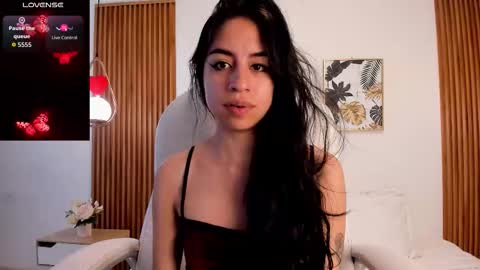 alyssabeauty_ online show from March 19, 2026, 8:46 pm