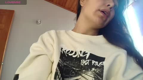Snapshot of alyssia_wolds_1 chatting on April 16, 2026, 2:40 pm alyssia wolds online show from April 16, 2026, 2:40 pm