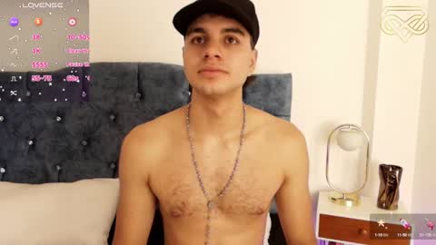 Amadeo Wild online show from December 8, 2024, 5:11 pm