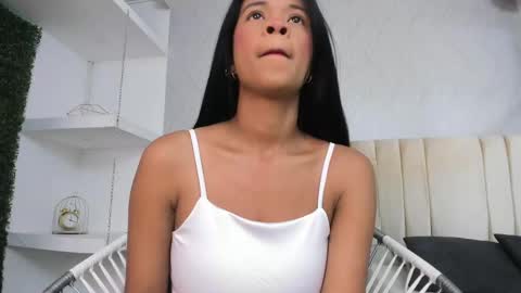 AMAIA online show from February 9, 2025, 7:30 pm