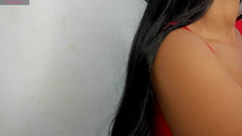 Snapshot of amaia_baez chatting on May 16, 2026, 7:45 pm AMAIA online show from May 16, 2026, 7:45 pm