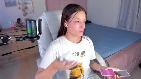 B I A N C A online show from February 25, 2025, 3:09 am