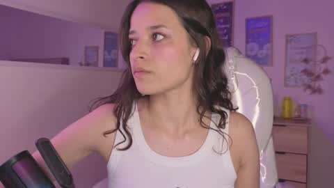 B I A N C A online show from October 3, 2025, 4:09 am