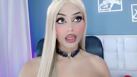 amal_baddel_ online show from January 12, 2025, 3:49 am