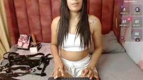 Hilary Ester online show from April 19, 2026, 8:55 pm