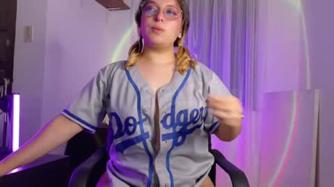 Amalia Im Back See you soon this January 7 at 10 pm Colombia time online show from September 26, 2025, 11:42 pm