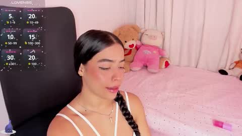 Snapshot of amaliaandrade chatting on October 10, 2025, 5:06 am Amalia real MIA online show from October 10, 2025, 5:06 am