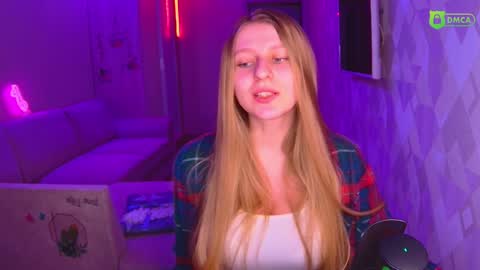 Amalia online show from December 9, 2024, 2:06 pm