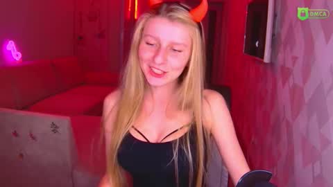 Amalia online show from October 31, 2025, 3:02 pm