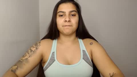 Snapshot of amanda5star chatting on January 6, 2025, 8:07 pm The queen of the biceps online show from January 6, 2025, 8:07 pm